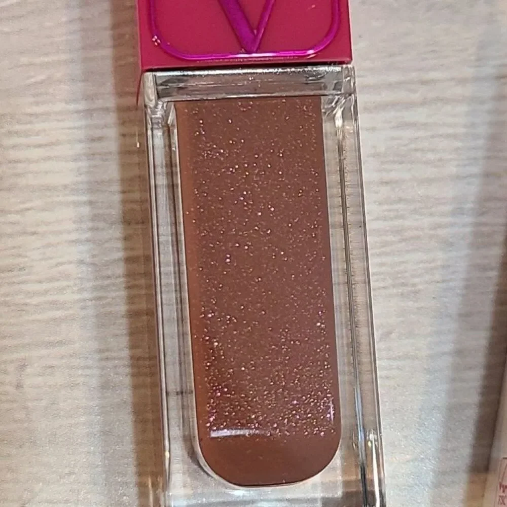 Valentino Puffer Gloss Lip Gloss 122A Warm It Up Plumping Shine Liquid NIB 0.2oz